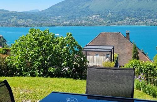 Veyrier-du-Lac Apartment | L'Horizon Bleu, Splendide vue sur le Lac Annecy, à 3mn du Lac