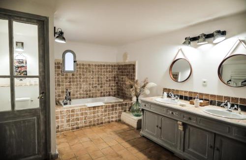 Paluds de Noves House | L'Insoupçonnée Saint Rémy de Provence by A Pinch Of Soul