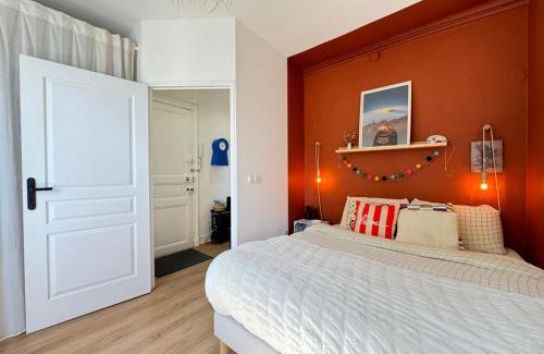 Petit Bois Apartment | L'Instant - Wi-Fi, TV, Modern, Central