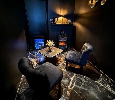 Nivillac House | L or sombre