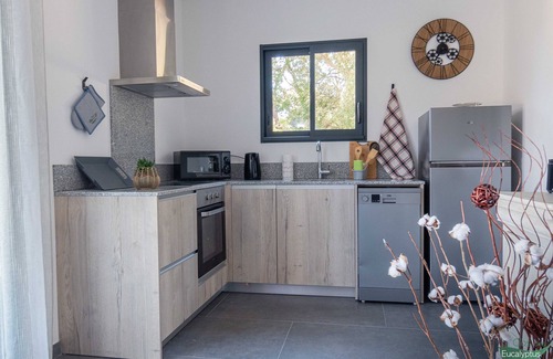 Preconil Apartment | L'Oranger apartment, panoramic view of the village and hillsides