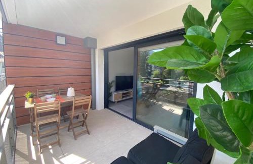 Annecy Apartment | L'ORANGERAIE - Garage, Balcon, Vélos, Proche Lac, Vue Montagne