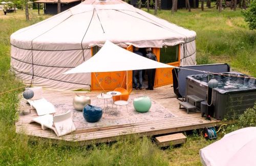 Marcenais Cabin | L ost in Sensations -Hébergements Insolites et Suites de luxe Spa Sauna Piscine Forêt