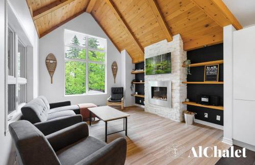 Petite-Riviere-Saint-Francois Ski Chalet | L'ours et le Renard- Chalet familial et Spa