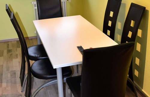 Leverkusen Apartment | L07 cozy 3 room apartment with TV and W-LAN in Leverkusen Schlebusch