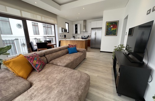 Zona 16 Apartment | L2A - Boutique apartment Cayala 5 guests