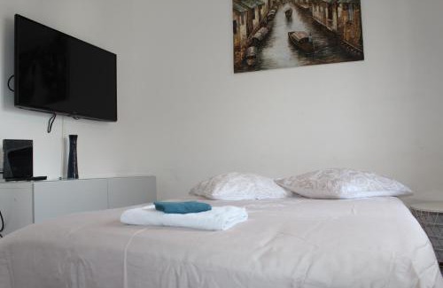 Longjumeau Apartment | L4 - Green and cosy flat close Paris - WIFI & NETFLIX