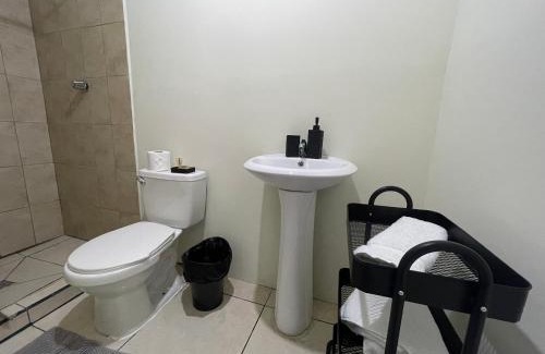 Zona 11 Hotel | La 10a de Las Charcas