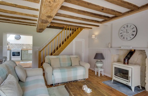 Cromac Cottage | La Amelia Beautiful cottage (2) with 10 x 5 swimming pool