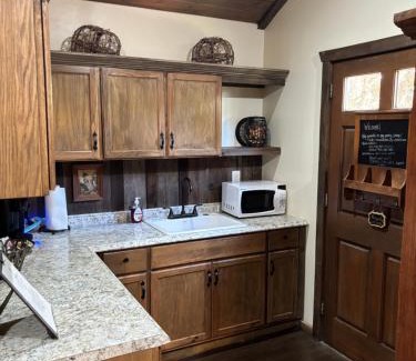 Lompoc House | La Arboleda