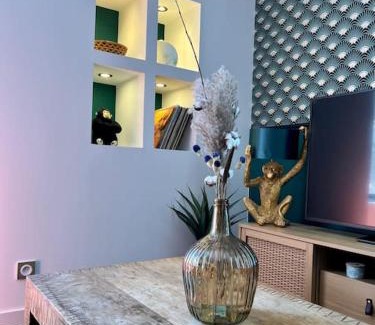 Cholet Apartment | La bâtisse de Manel