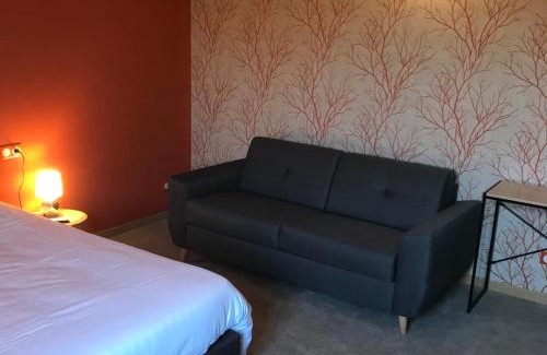 Saint-Hippolyte House | La bacchante