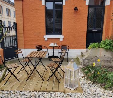 Cayeux-sur-Mer House | La Baigneuse maison avec jardinet et parking privé, à 200 m plage