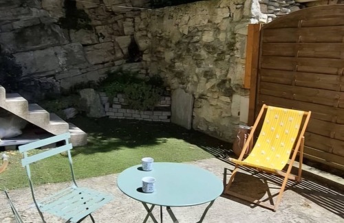 Montjoux Apartment | La Barjolaine - Self-contained apartment in a former farmhouse.