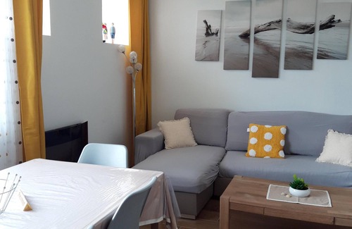 Ambleteuse Apartment | La Bassure de Baas-Apartment-Traditional-Ensuite with Bath-Sea view