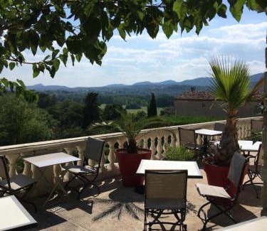 Saint-Victor-de-Malcap Hotel | La Bastide Des Senteurs