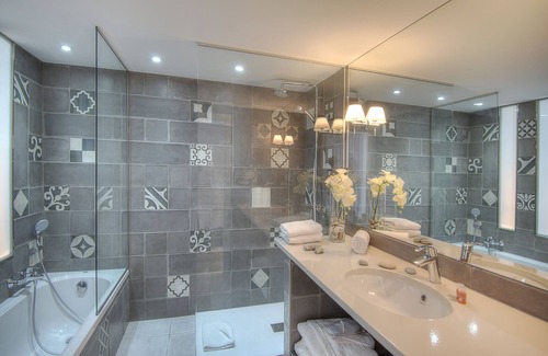 California - Pezou Hotel | La Bastide de l'Oliveraie