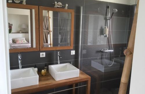 Saint-Genies-Bellevue Bed & Breakfast | La Bastide rouge