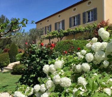 Cabries Bed & Breakfast | La Bastide Tara