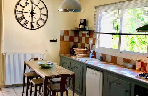 Savonnieres Cottage | La Belle Epoque et sa Bergerie