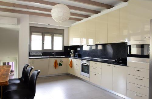 Sipiada Villa | La Belle Helene