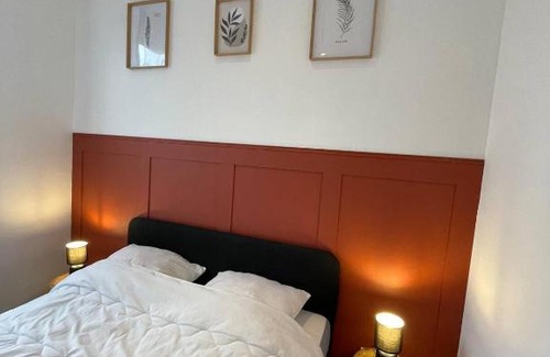 Lens Apartment | La belle mine