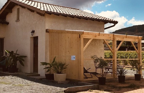 Quincie-en-Beaujolais House | La bohème, charming gîte breakfast included