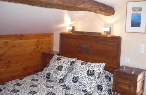 Saint-Andre-dʼApchon Apartment | La Bruyère aux Lamas - FR-1-496-23