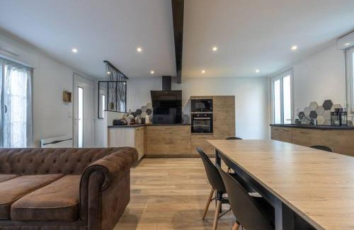 Montrichard Val de Cher House | La Bulle Détente : Maison avec Jacuzzi et Sauna