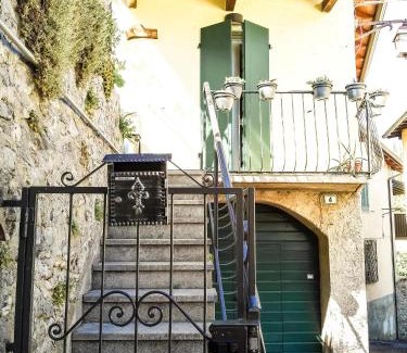 Morgnaga House | La cà dei ulif