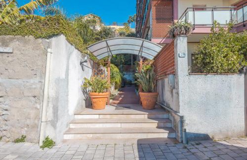 Old Town Apartment | La Côte d'Azur by Wonderful Italy
