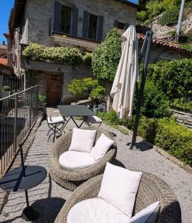 Moltrasio House | La Ca' nel Borgo