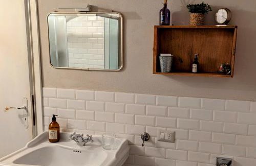 Moltrasio House | La Ca' nel Borgo