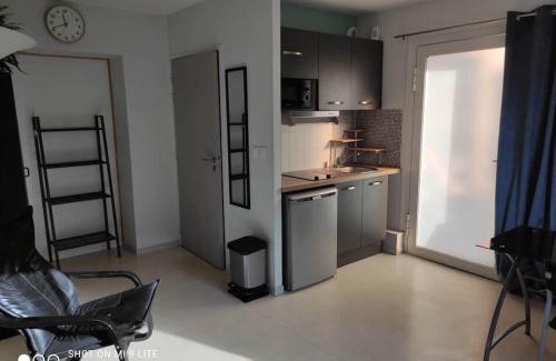 Montauban Apartment | La cahute, studio avec cour extérieure