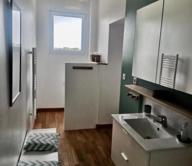 Sauveterre-Saint-Denis Bed & Breakfast | La Canolière - Chambre d'hôtes Camille