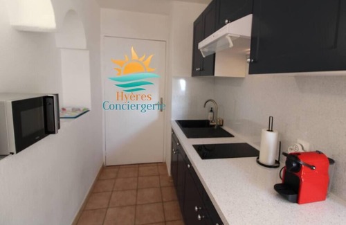 La Capte Apartment | La Capte-T2 CLiM/Vue salins/route-Plage à 100m