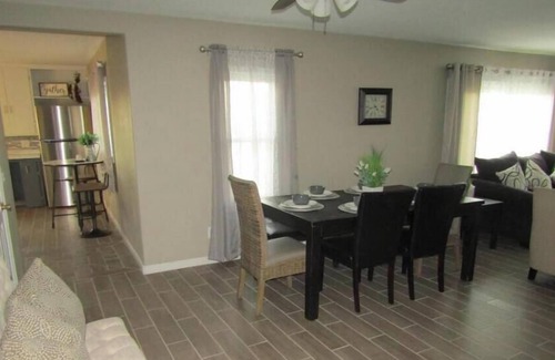 Dawn House | La Casa de la Loma. Unit B