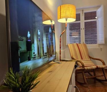 La Puerta de Segura Apartment | La Casa del Cartero By Travel Home