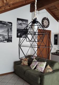 Lecco Apartment | La Casa del Colibrì