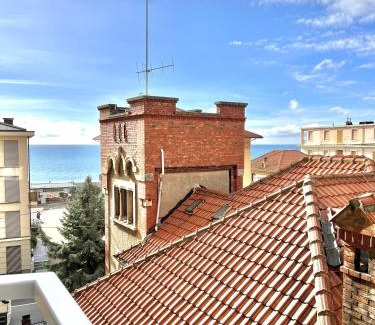 Finale Pia House | La Casa Del Molo