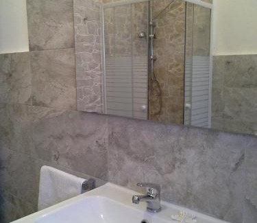 Cardano al Campo Bed & Breakfast | La Casa delle Betulle
