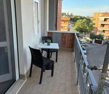 Zona LIII Tomba di Nerone Apartment | La casa di Fede in Rome