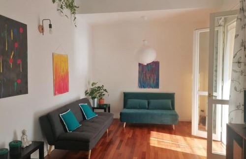 Province of Bologna Apartment | La Casa di Giulia, spazioso loft su due livelli a 10 minuti di macchina dal centro