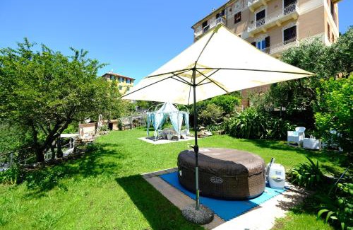 Ruta Apartment | La casa di sotto by PortofinoVacanze