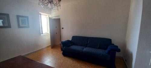 Ortonovo House | La Casa Gialla