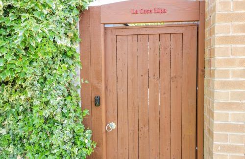 Arnold House | La Casa Lipa