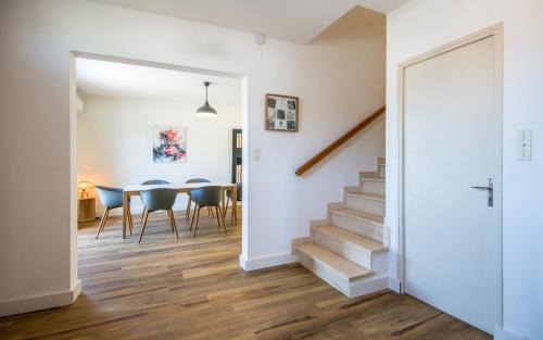 Salles-Curan House | La Casa Lucas - Clim, Wifi, Lits XL, Jardin & Lac