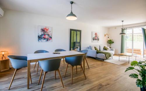 Salles-Curan House | La Casa Lucas - Clim, Wifi, Lits XL, Jardin & Lac