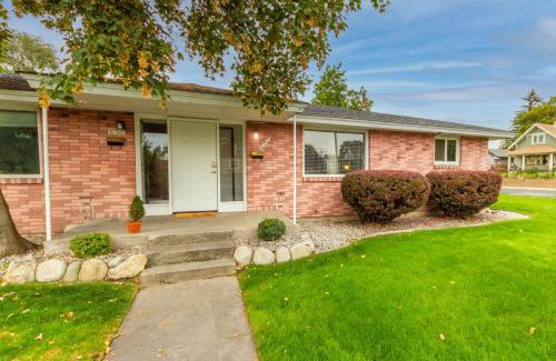 Nevada - Lidgerwood House | La Casa on Lidgerwood Cozy 2BD 1BTH Duplex