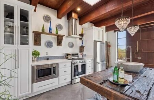 El G.H.E.K.O. House | La Casa Que Canta " The House That Sings"